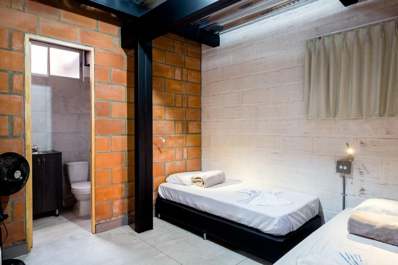 Medellin Backpacker Hostel Zewnętrze zdjęcie