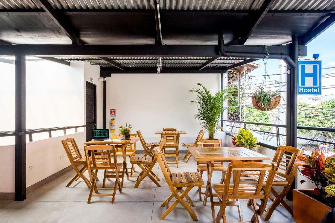 Medellin Backpacker Hostel Zewnętrze zdjęcie